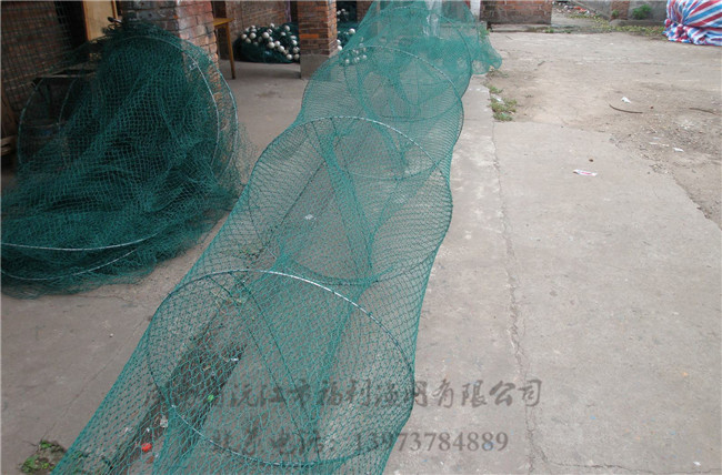 自動進(jìn)魚網(wǎng)箔